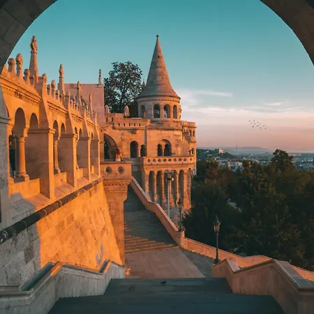 Discover Your Retreat-walk To Parliament * Budapešť